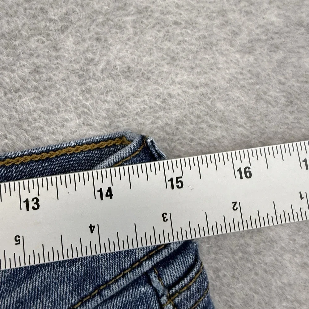 Levis bit measurements